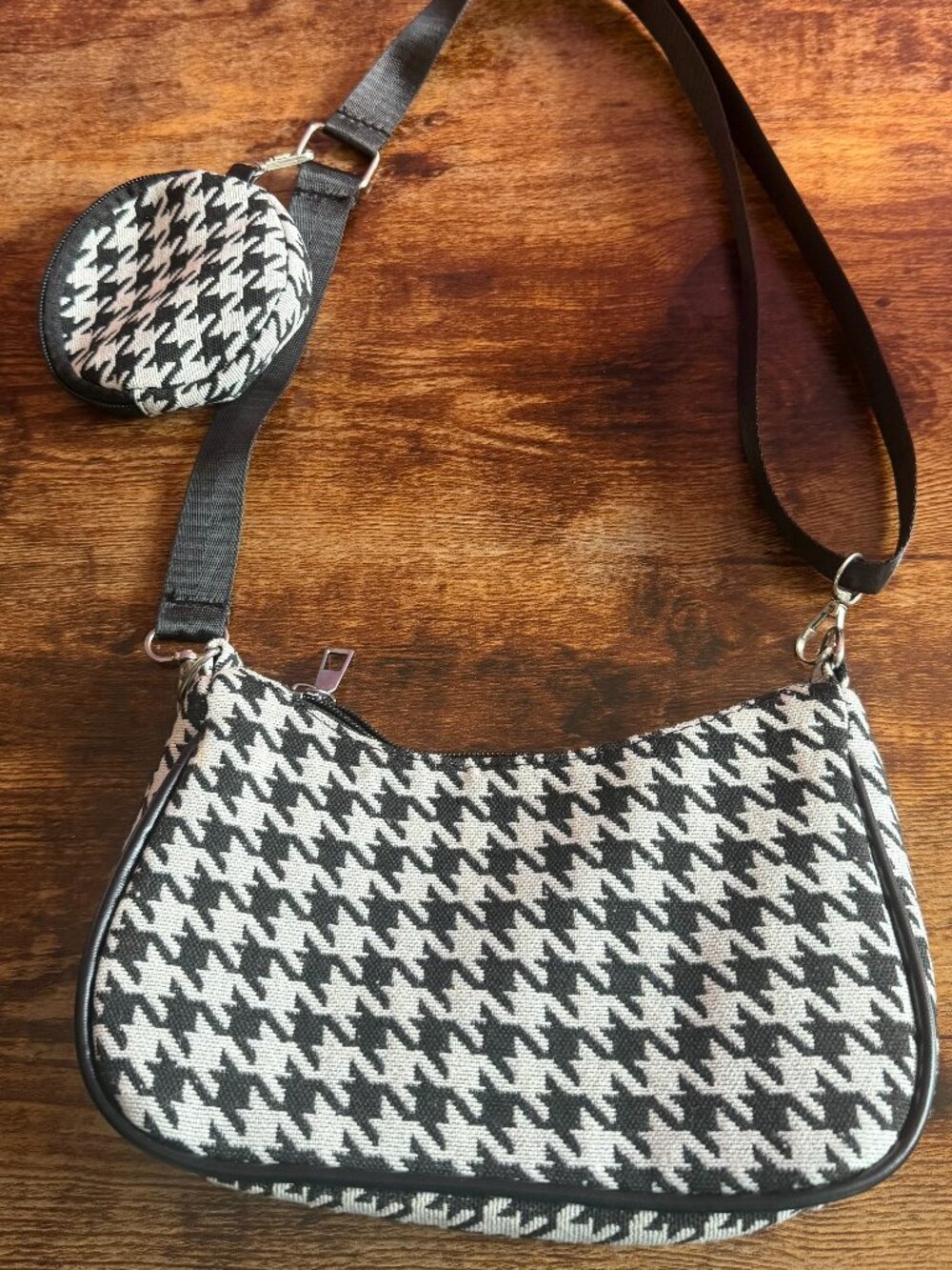 Brand New - Never Used - Black & White Houndstooth Mini Bag w/ Coin Purse